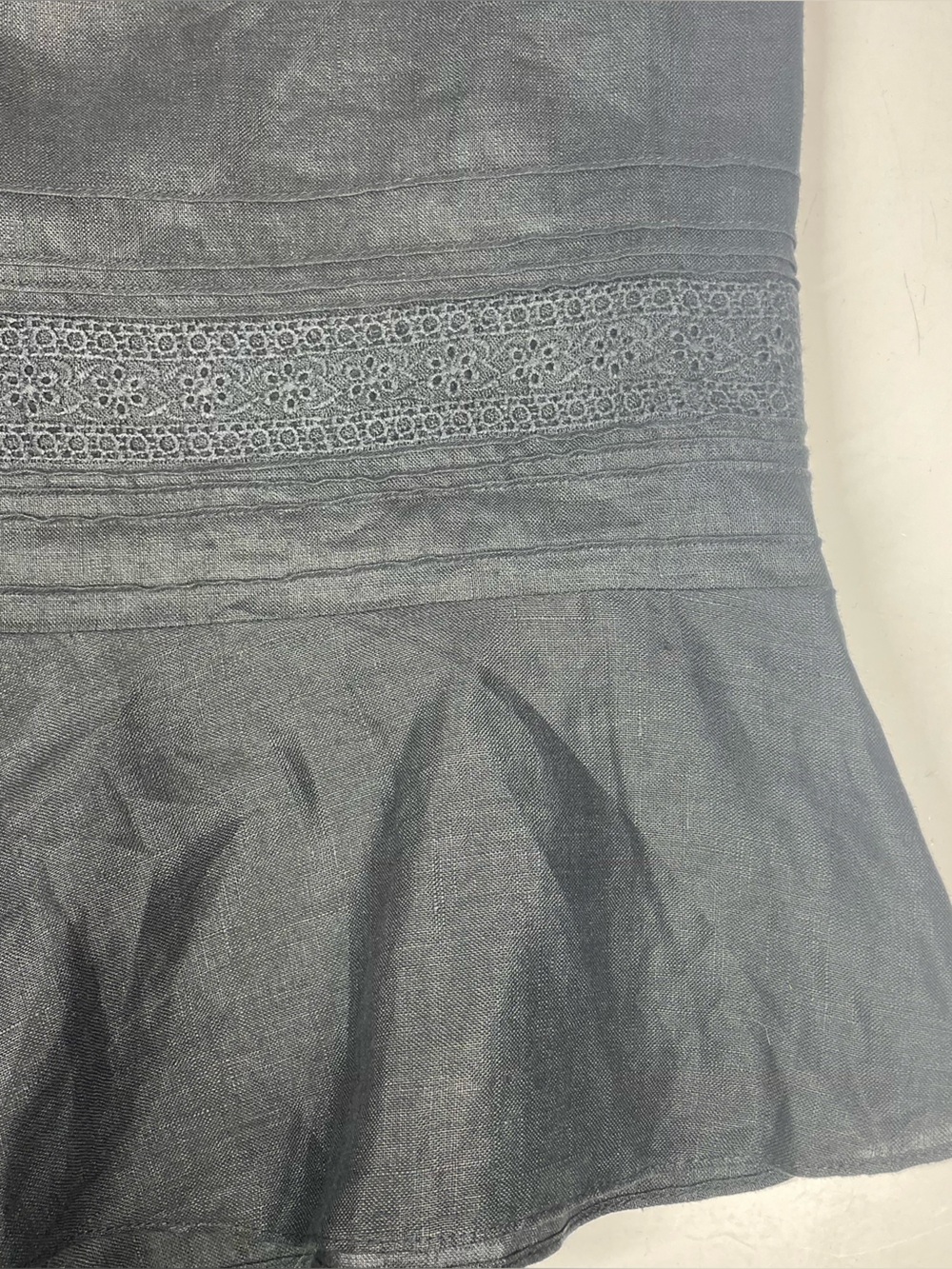 Ann Taylor LOFT Black Ruffle Hem Midi Skirt 100% Linen Size 10 Lined - Picture 4 of 5